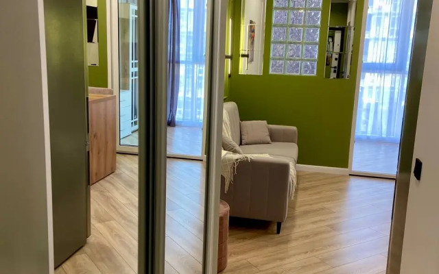 Апартаменты Новая Уютная Судия с Шикарным Видом из Окна