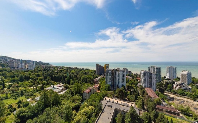 Апартаменты у Дендрария в ЖК Метрополь на самом высоком этаже, где есть бассейн