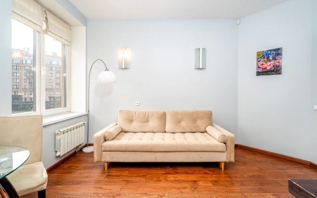 Апартаменты на парадной с фонтанами