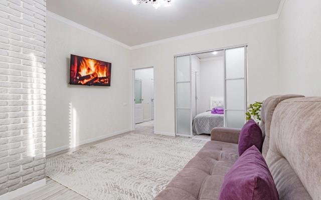 Svetlye I Uyutnye Ryadom S Botanicheskim Sadom Apartments