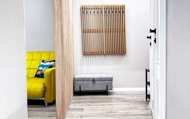 Квартира двухкомнатная в Кировске на Ленина 22 сеть Как дома