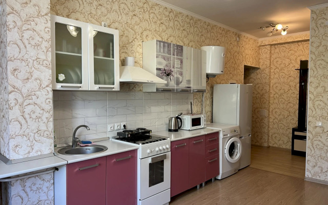 075 Dvukhkomnatnaya V Tsentre Flat