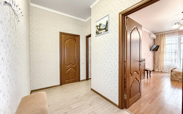 Prostornaya Yevrodvushka V Samom Tsentre Goroda Flat