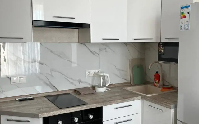 S Vidom Na More I Gory Apartment