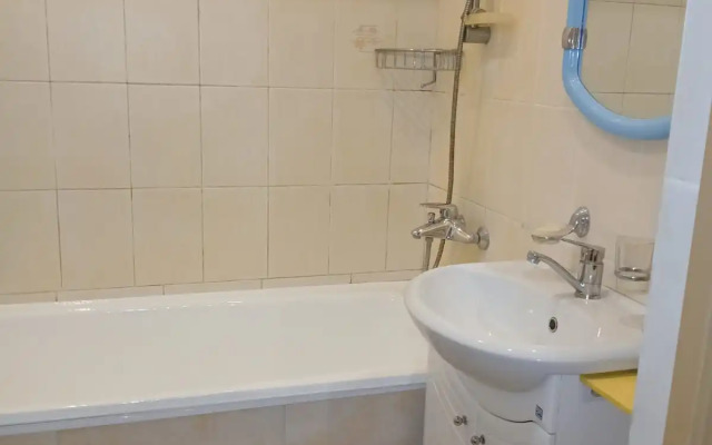 Апартаменты Яркий семейный 2х к апартамент