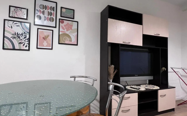 Квартира Евротрешка на Юности 2