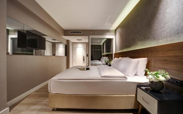 Dora Pera Hotel