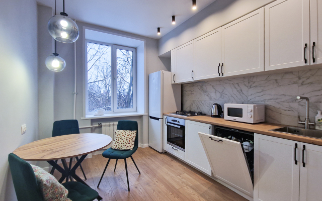 Апартаменты GoldenRing-Apartments, Свободы 52