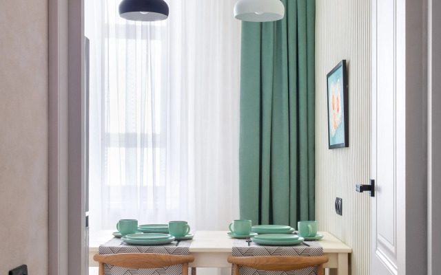 Fox Homes Apartment Designer apartment near the shopping center Horizont and Rostvertol