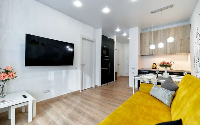 Dvukhkomnatnaya v Tsentre Goroda Flat