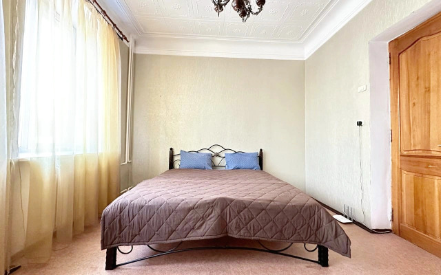 Квартира трехкомнатная в центре на Советском напротив Администрации