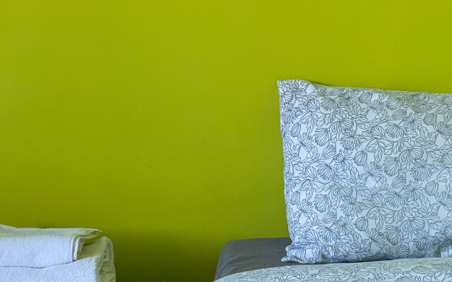 Отель Сафари