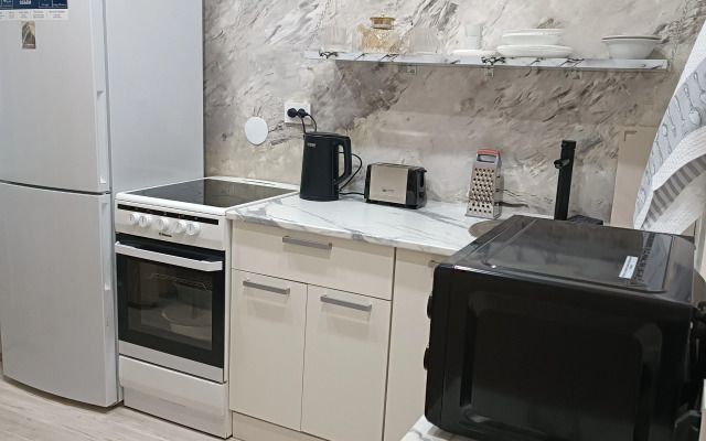 Ryadom S Mikrokhirurgiey Glaza Flat