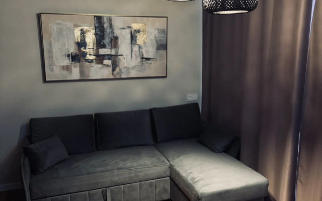 Bulvar Eynshteyna 5 Flat
