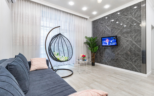 V Tsentre Astany Dlya Komfortnogo Otdykha Flat