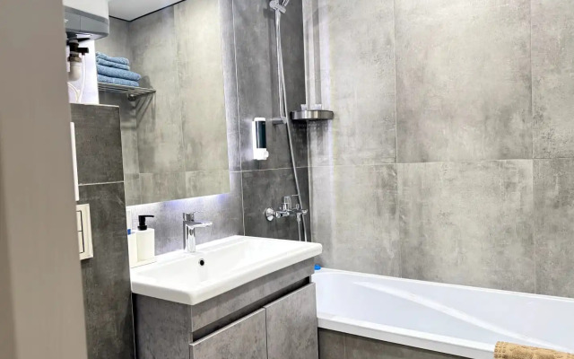 Krasivaya Studiya V Tsentre Karagandy Flat