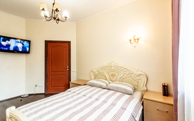 Апартаменты 2-к квартира на Никитинской 108