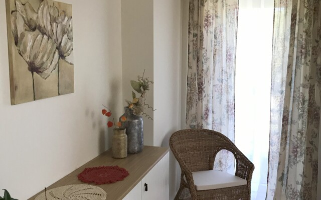 Апартаменты с 3 спальнями в частном доме