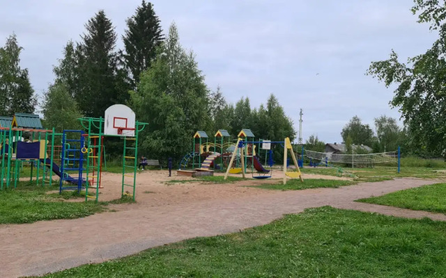 Гостевой дом с сауной вблизи реки и озера Ладоги Лисий берег