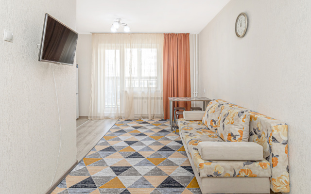 Квартира Евротрёшка для 10 гостей в Aкадем RIVERSIDE