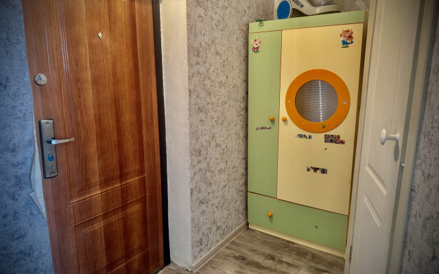 1-Komnatnaya Na Bulvare Tekstilschikov 10 Flat
