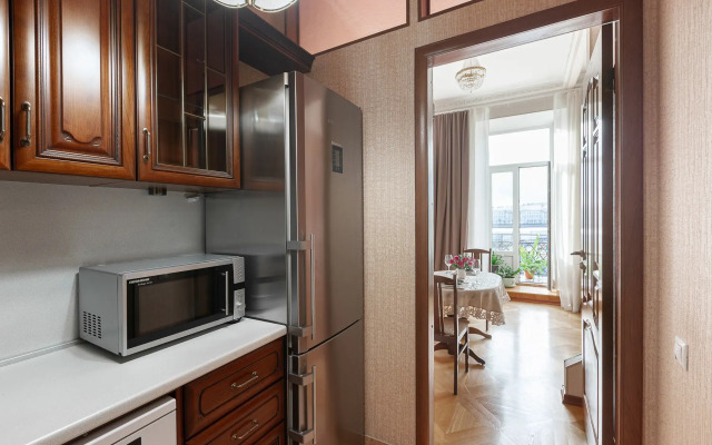 V Tsentre Sankt-Peterburga Flat