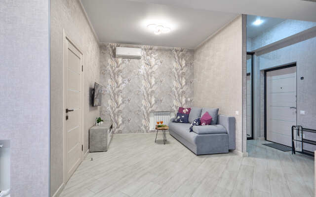 Apartamenty <<Kolokol'cik>> Iriny Savel'evoj s vidom na gory u vhoda v Nacional'nyj Park