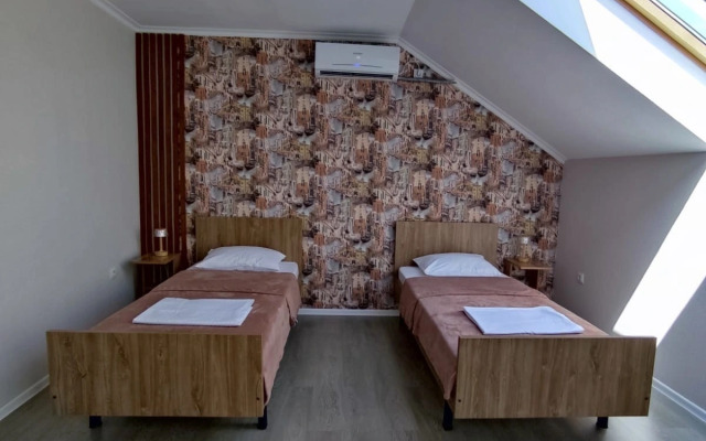 Prostornye i Komphortnye y Morya do 10 chelovek v H.Betta Apartments