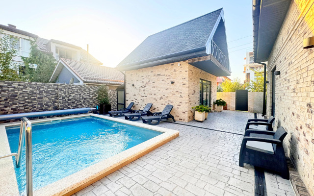 Tikhiy Ray 1+2 Private House