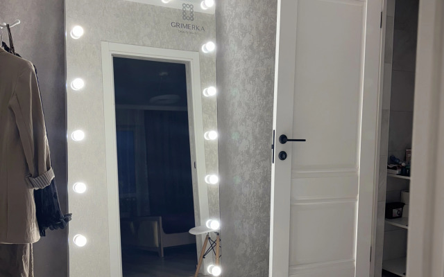 Квартира Стильная Студия с Видом на Горы