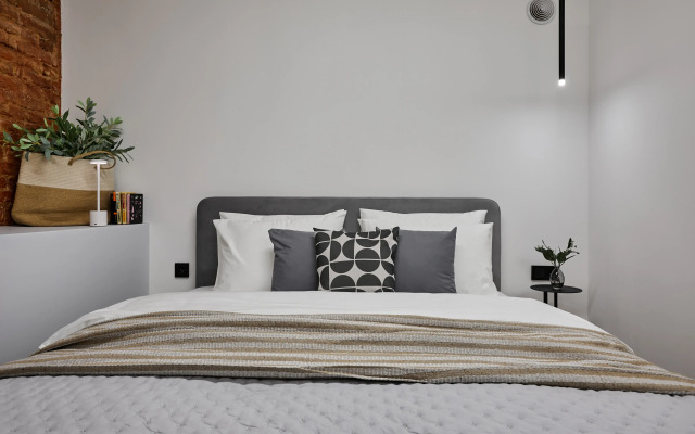 Апартаменты в стиле Лофт на берегу Фонтанки