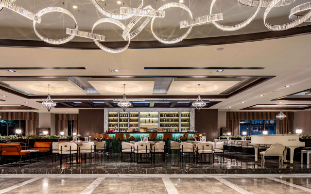 Royal Stay Palace Hotel