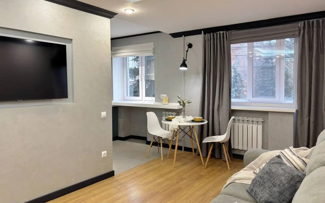 Квартира для 4-х Гостей в Оживленном Центре Города