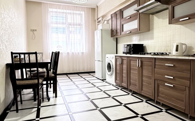 Apartamenty Dvukhkomnatnaya Kvartira Flat
