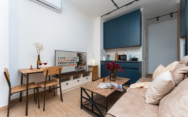 KeyGo #0161, 1 Bedroom, Designed with Balcony Apartments