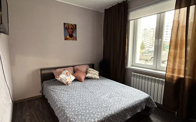 Na Naberezhnoy 122/4 Apartments