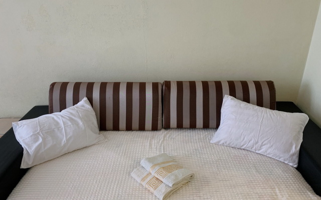 Апартаменты 61 на Феофанова