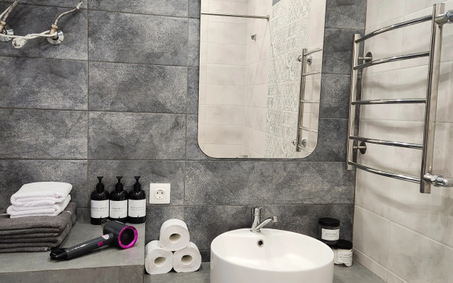 V Tsentre Omska Flat