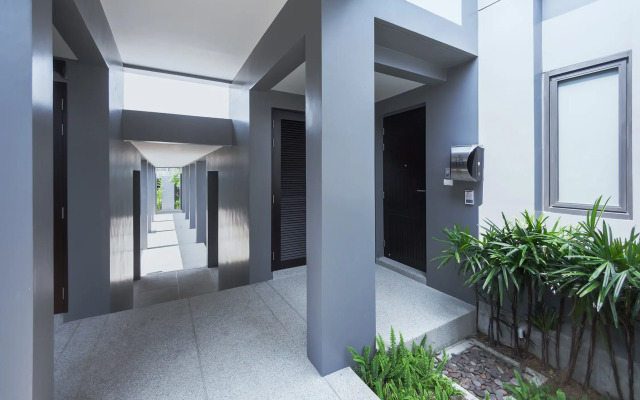 Miriama 2 Bedroom Near Naiharn Beach Villa