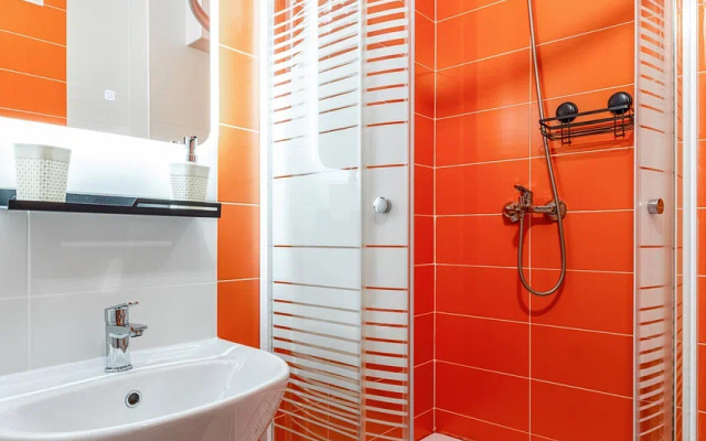 Апартаменты Уютная студия у метро Парнас