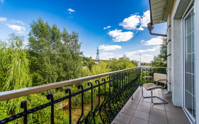 Shikarny Dom V Aprelevke S Basseynom I Saunoy Private house