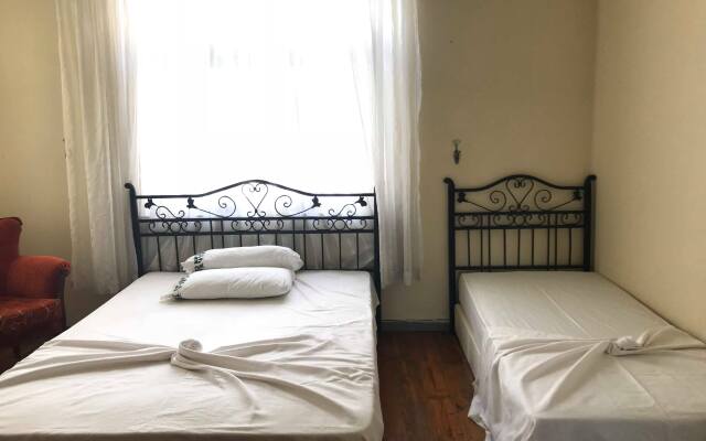 Bayraktar Konağı Guest House