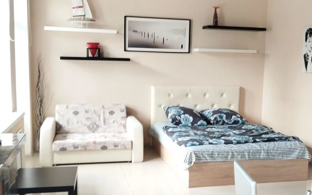 V Samom Tsentre Goroda U Amfiteatra Flat