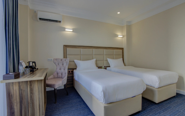 Resident Hotel