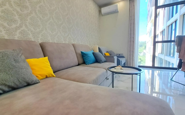 Apartaments v Zhk Metropol s Krasivym Vidom na Gory