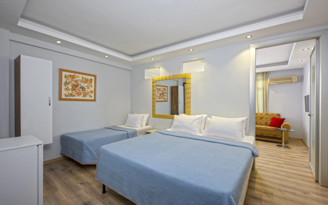 Nest Hotel