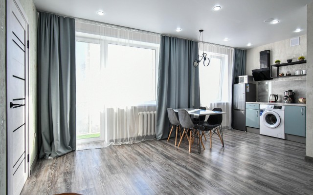 Апартаменты Замечательная 2 ком. в центре города