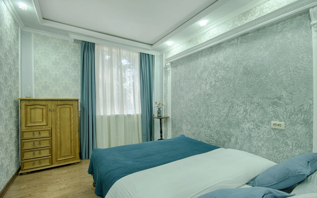 Kashtanovaya Alleya Flat