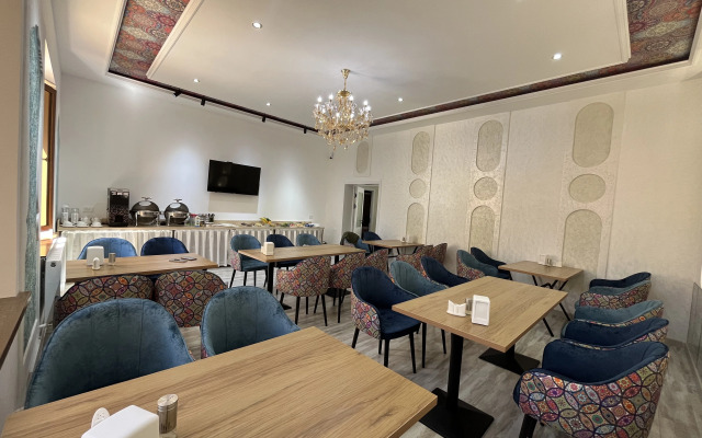 AYUB Boutique Hotel