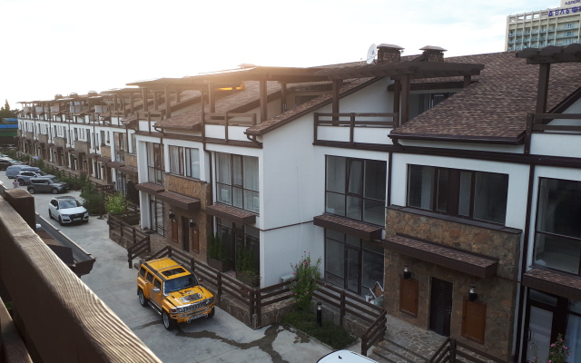 Apartments Mandarin Park